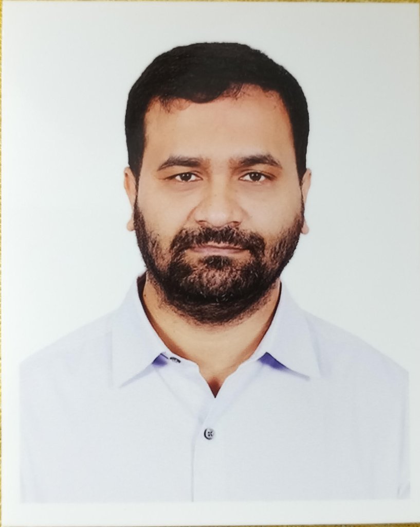 Dr. Sifat Momen
